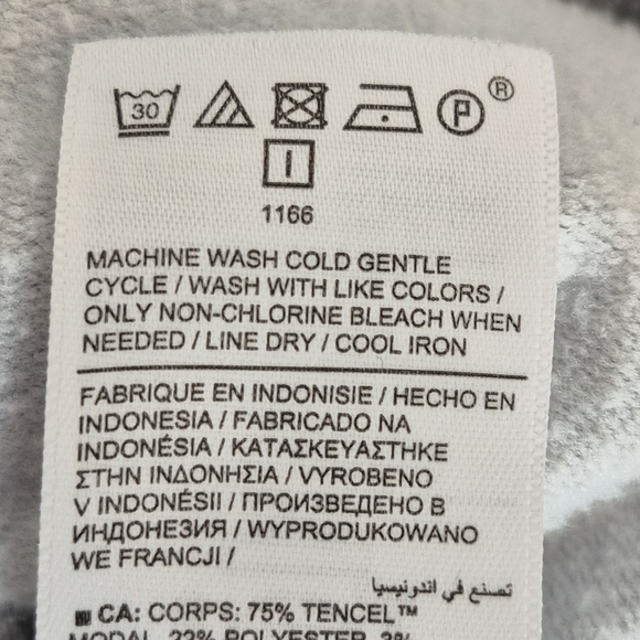 Athleta Appolo Crewneck Sweatshirt - Size M - Picture 15 of 15